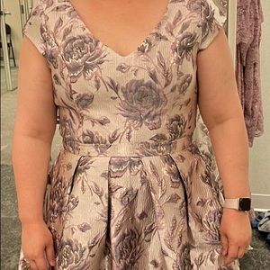 Oleg Cassini Rosegold dress